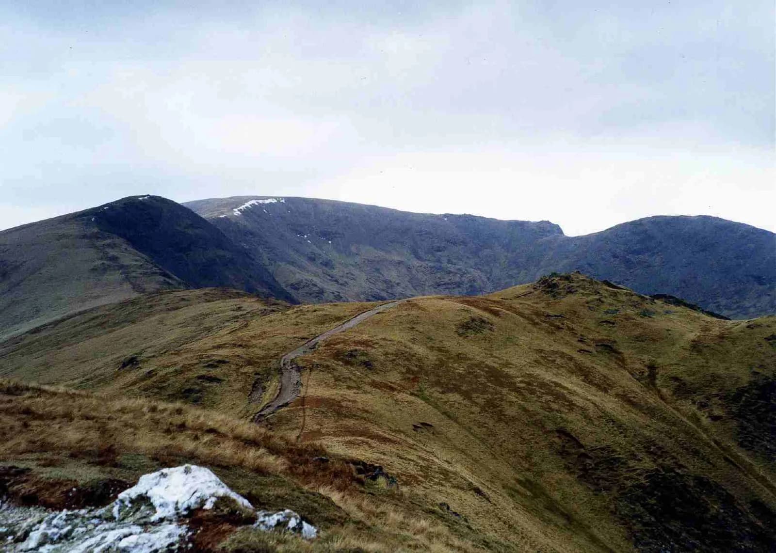The ridges of the Fairfield Horseshoe under a dusting of snow