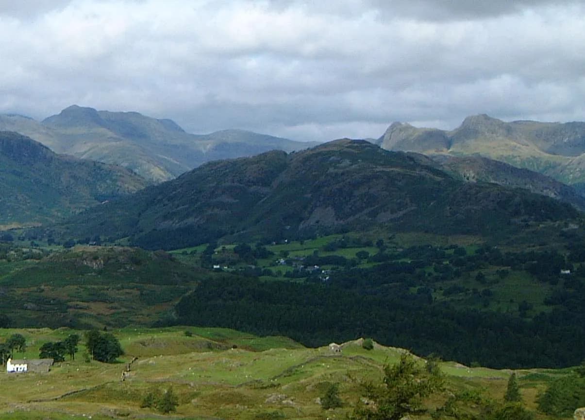 Lingmoor Fell with the Langdale Pikes behind